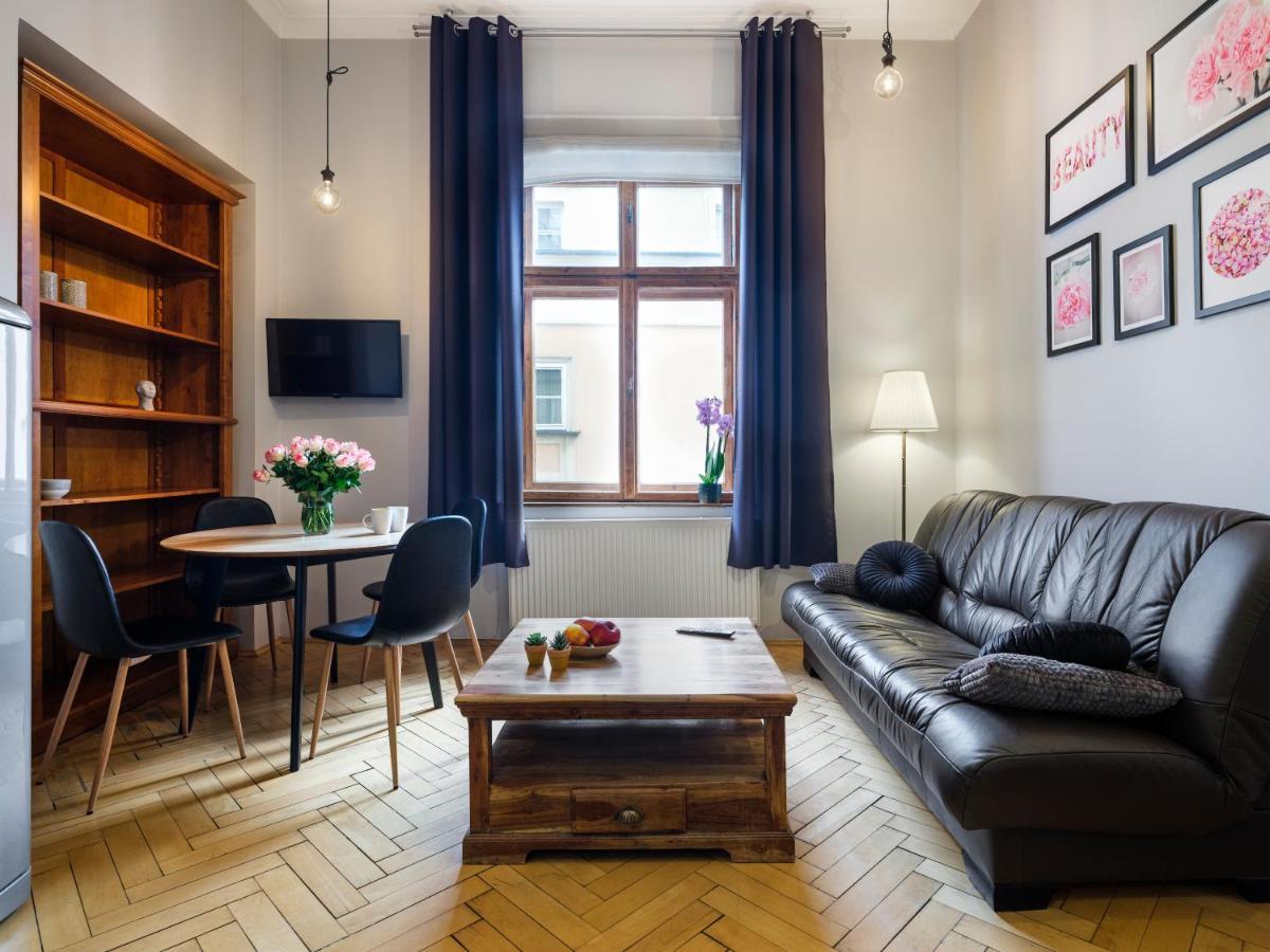 Cracwow Market Squere Apartment Краков Экстерьер фото
